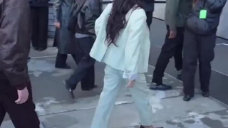 منتشر شده از جنی در محل برگزاری شوی Calvin Klein در نیویورک