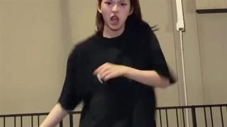 تولدتتتت مبارکککک کنی عاشقتمممممم خیلی زود داری بزرگ میشی باورم نمیشه اوایل دبیو ۱۳ سالت بوددد گریهههه