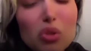 اینم سلطنت‌طلب کثیف که پنج تا از دخترها رو فریب داده