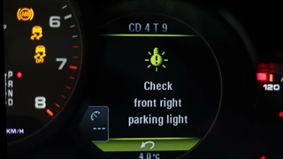 ارور چراغ پارک جلو در پورشه | Check Front Parking Light