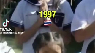 لیسا و پاریتا(فکت: پاریتا و لیسا فامیلن)