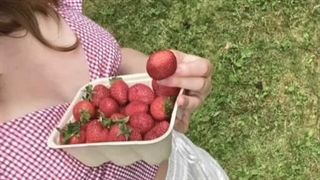 (❁´◡`❁)*✲ﾟ* Strawberry ichigo ☆