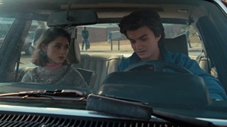 Stranger.Things.=چیزهای عجیب فصل 2 قسمت 1
