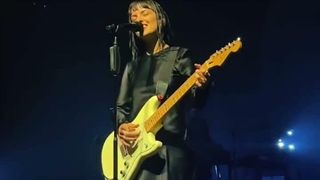 No one noticed(on live)