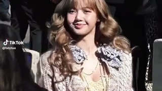 ︴   Lisa︴