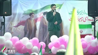 14050131: سخنرانی پرشور امیرحسین ثابتی در روز پنجاهم جنگ در میدان مادر