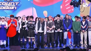 فنکم برد دوم Stick With You تی اکس تی در Mcountdown (با کورتیس