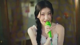 کاور اهنگ Blueming از چریونگ chaeryeong ایتزی itzy
