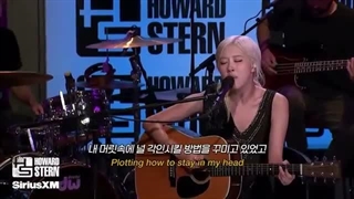 اجرای Toxic till the end + wonderwall از Rosé