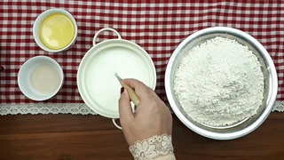 طرز تهیه پیراشکی مرغ و خمیر پیراشکی خانگی