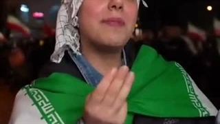 ارزش نداره (پهلوی پرست نگاه نکن)