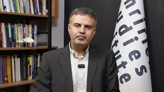 14050410: فرش قرمز داخلی و خارجی برای جنگ سوم