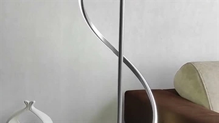 آباژور ایستاده مدرن LED منحنی با بدنه آلومینیوم کد SM116 فروشگاه آباژور دات کام