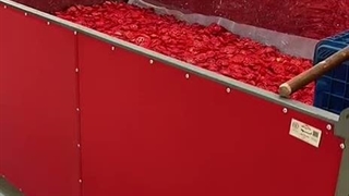 خشک کردن گوجه با دستگاه خشک کن استخری اسوه صنعت 09138900047