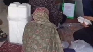 اطعام ایتام و نیازمندان یکی از روستاهای بسیار محروم در جنوب کرمان (۱۴۰۵/۰۳/۲۲)