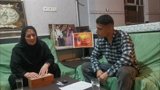 مصاحبه با دختر ارشد فرامرز داودی زندگی نامه ، زحمات و میراث غنی از شعر و فرهنگ و بزرگ منشی ایشان