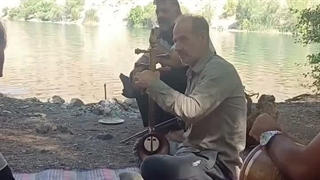 استاد نعمت بهاروند، تار سلاحی تنبک محمد گودرزی آواز امید برمک، دریاچه گهر دورود، چوپونکه بوئتم بیاد رضا سقایی مرداد ۱۴۰۵