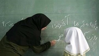 پرونده تعیین تکلیف نیروهای قراردادی و حق‌التدریس آموزش و پرورش روی میز مجلس