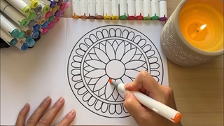 رنگ‌آمیزی آرامش‌بخش ماندالا (ASMR)