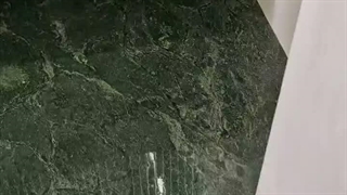 اجرای سنگ گرانیت سبز در سرویس های اداری بصورت یک تیکه توسط گروه عمرانی الماسی